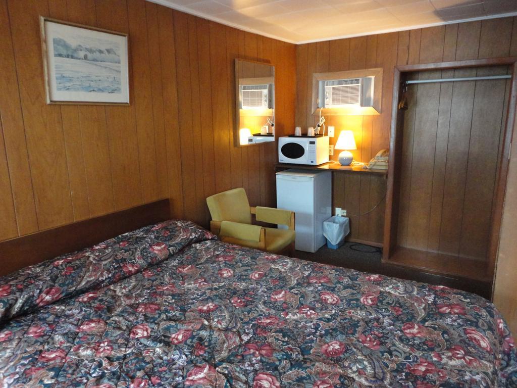 Hipwell'S Motel Fonthill Номер фото