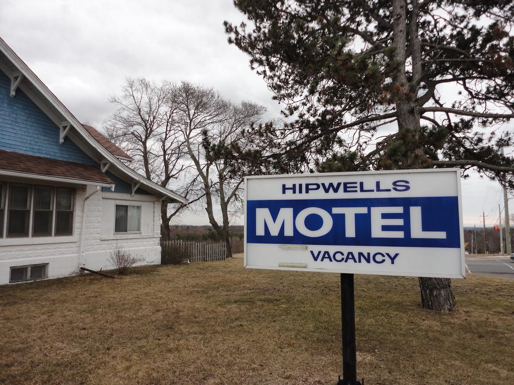 Hipwell'S Motel Fonthill Экстерьер фото